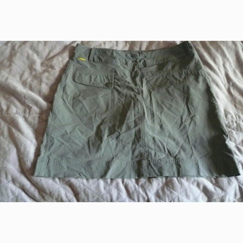 Lole Gray Nylon Quick Dry sport Activewear skirt 4 pockets built in shorts 12 L
